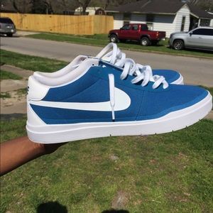 Nike SB “Bruins”